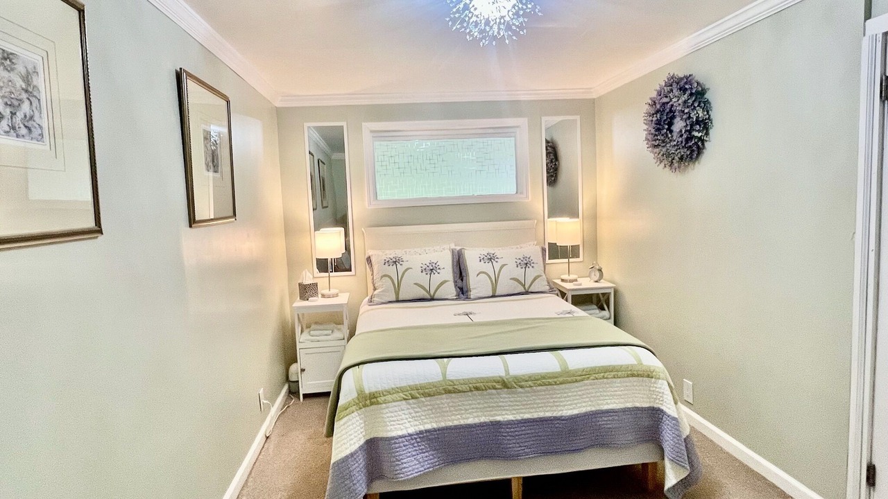 Photo of Bedroom in Warm Springs