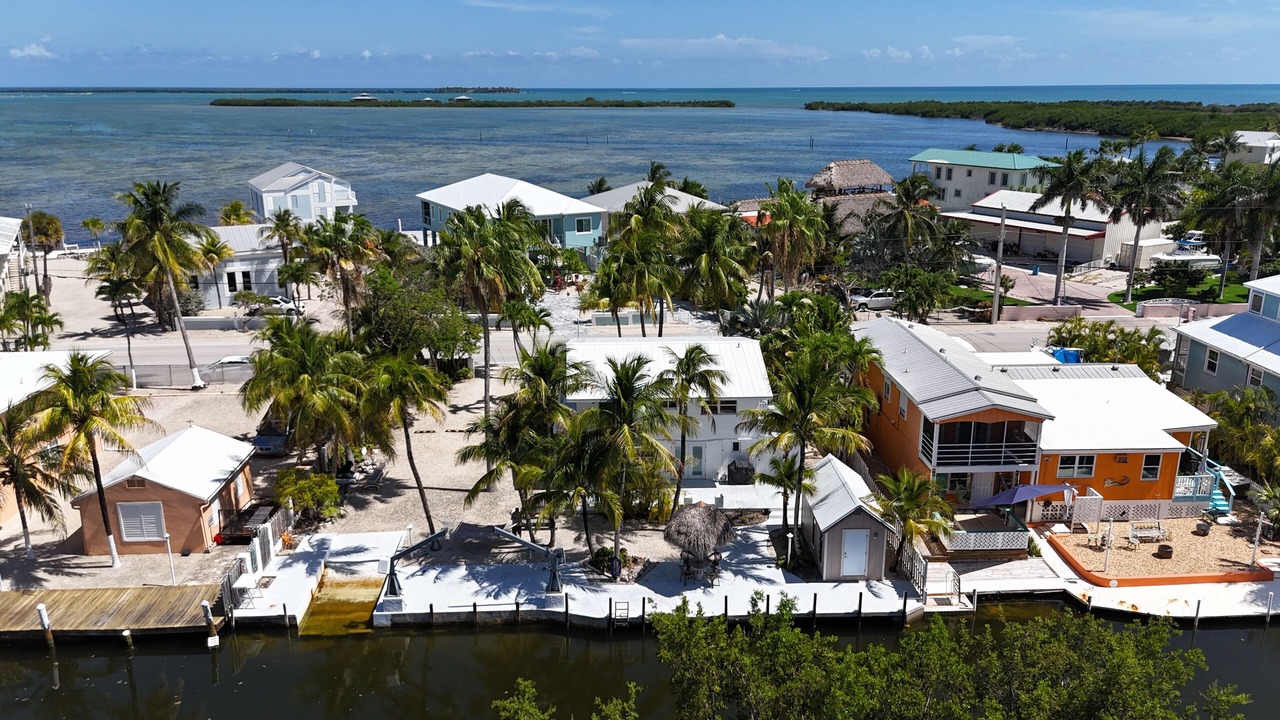 Photo of Outdoor in Breezeswept Beach Estates