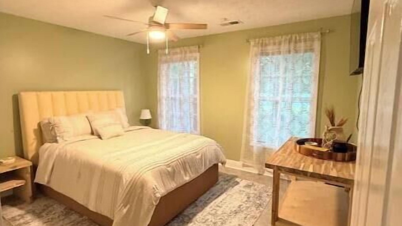 Photo of Bedroom in Loganville