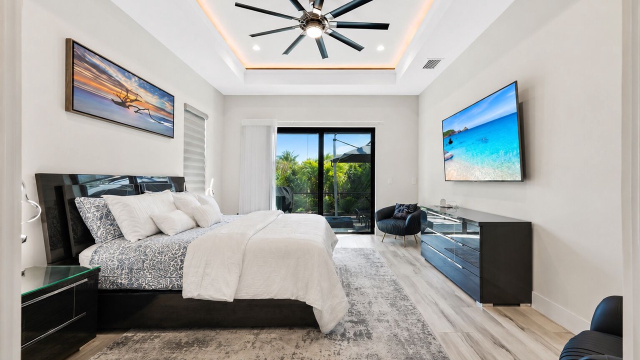 Photo of Bedroom in Willoughby Acres
