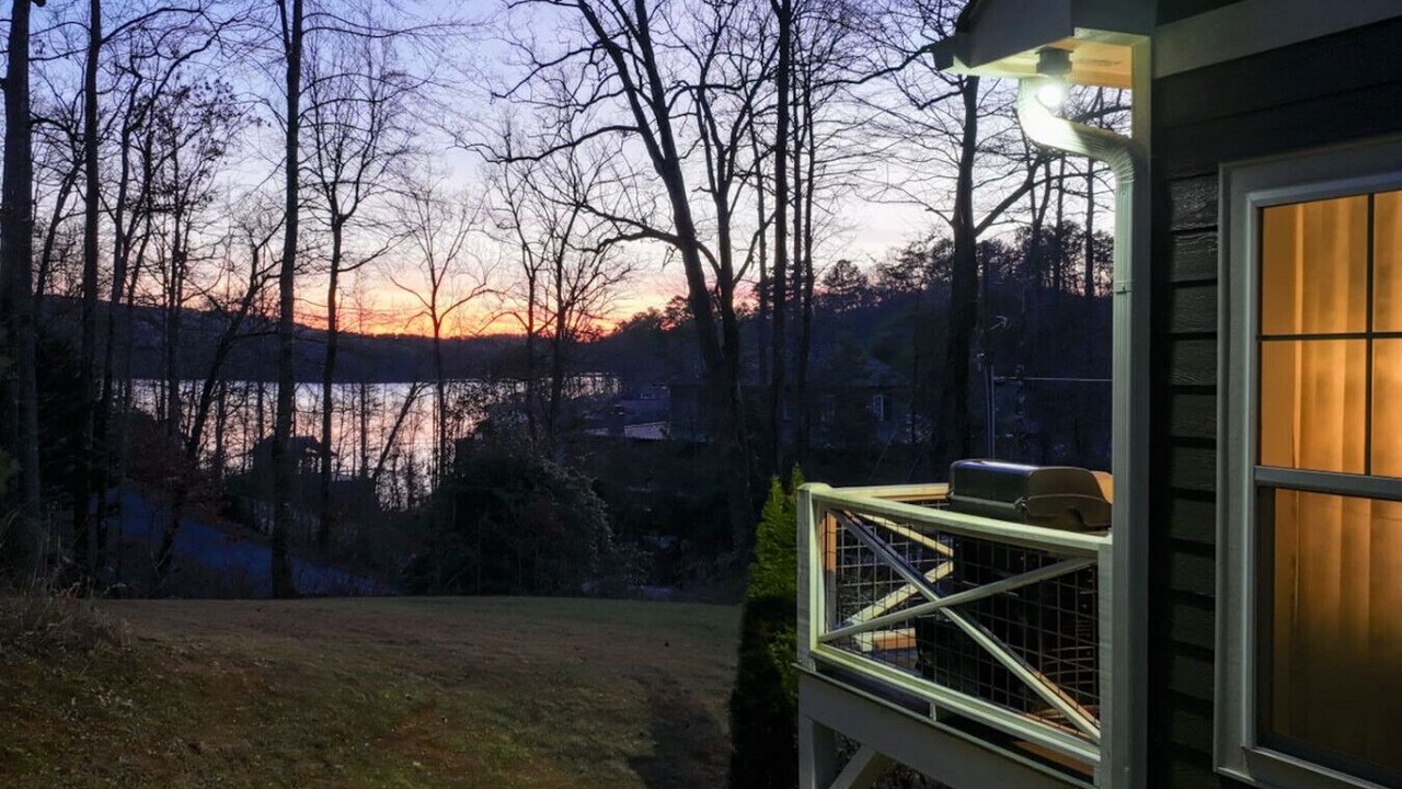 Photo of Patio Balcony in Tiger