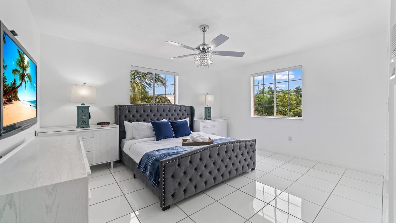 Photo of Bedroom in Ludlam