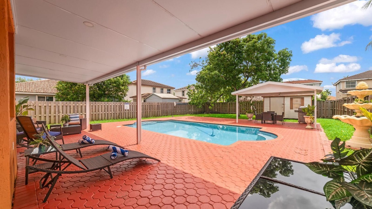 Photo of Outdoor in Ludlam