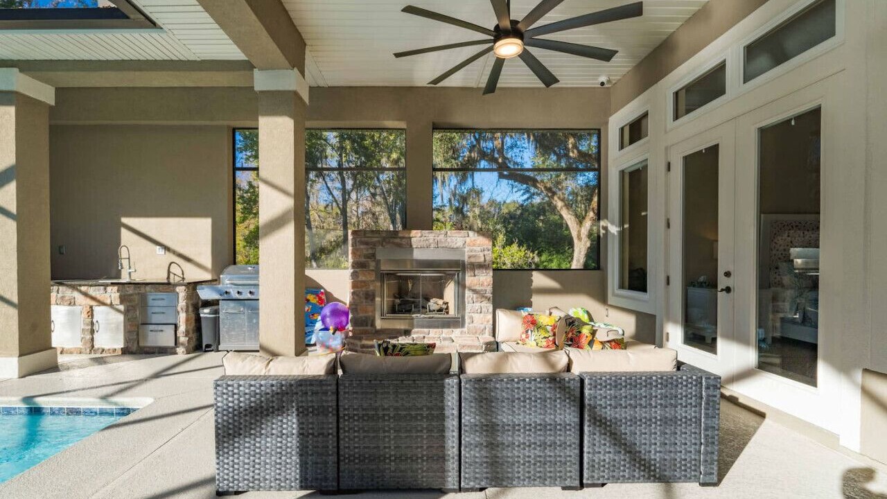 Photo of Patio Balcony in Doctors Inlet