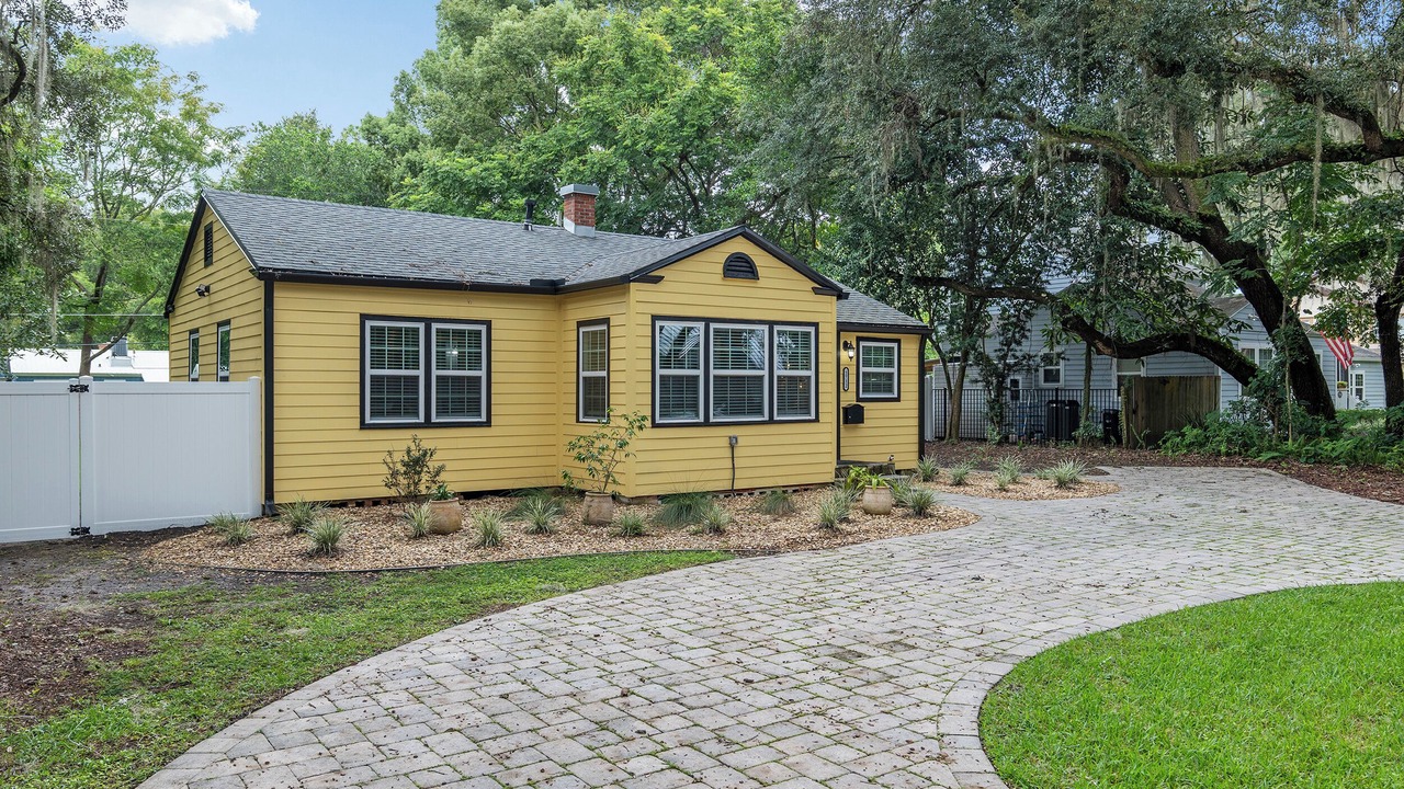Photo of Outdoor in Gainesville