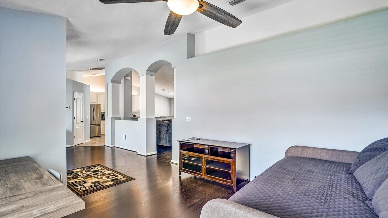 Photo of Livingroom in Riverview