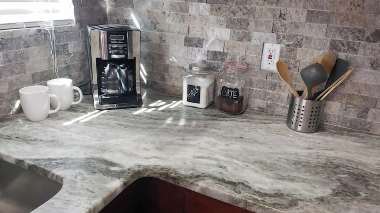 Photo of Kitchen in Limona Improvement