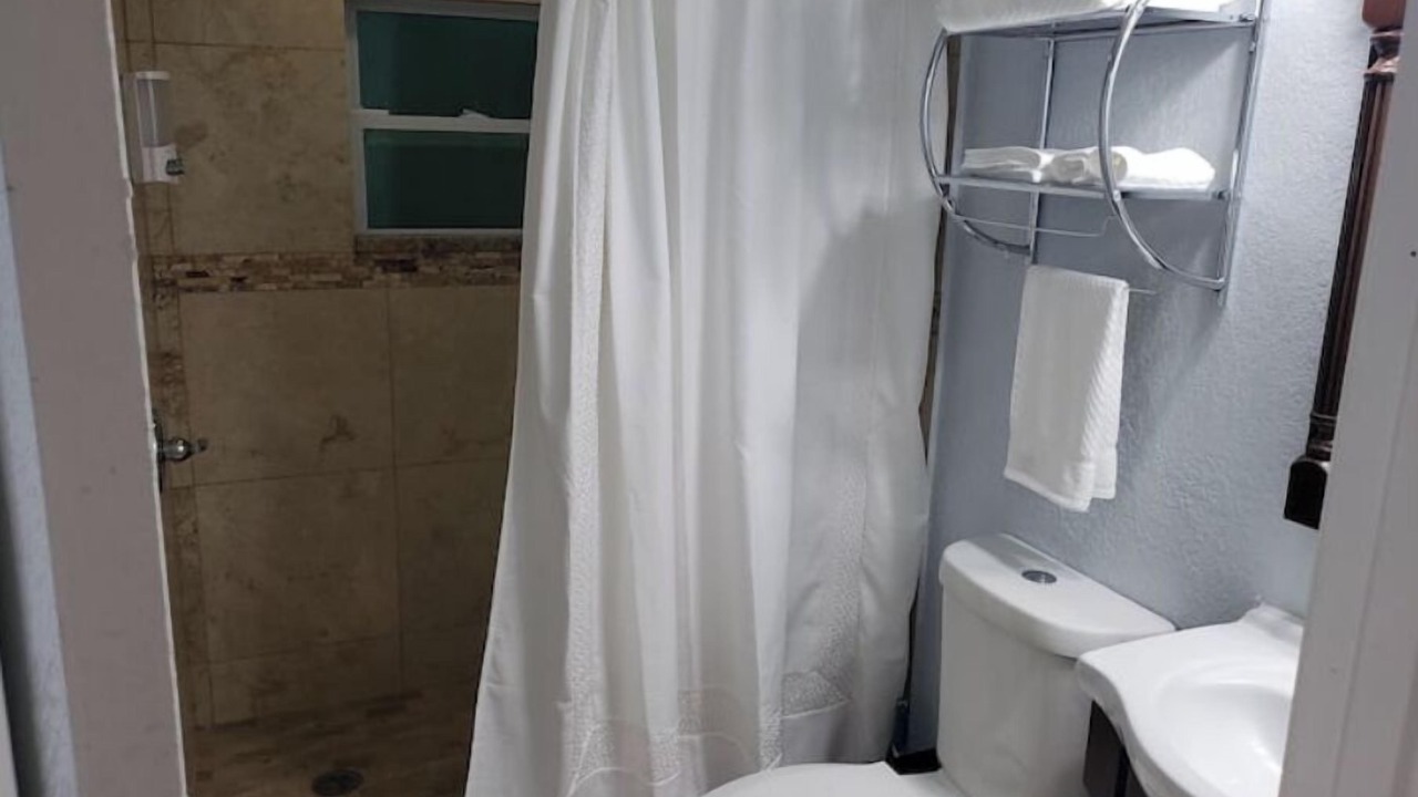 Photo of Bathroom in Limona Improvement
