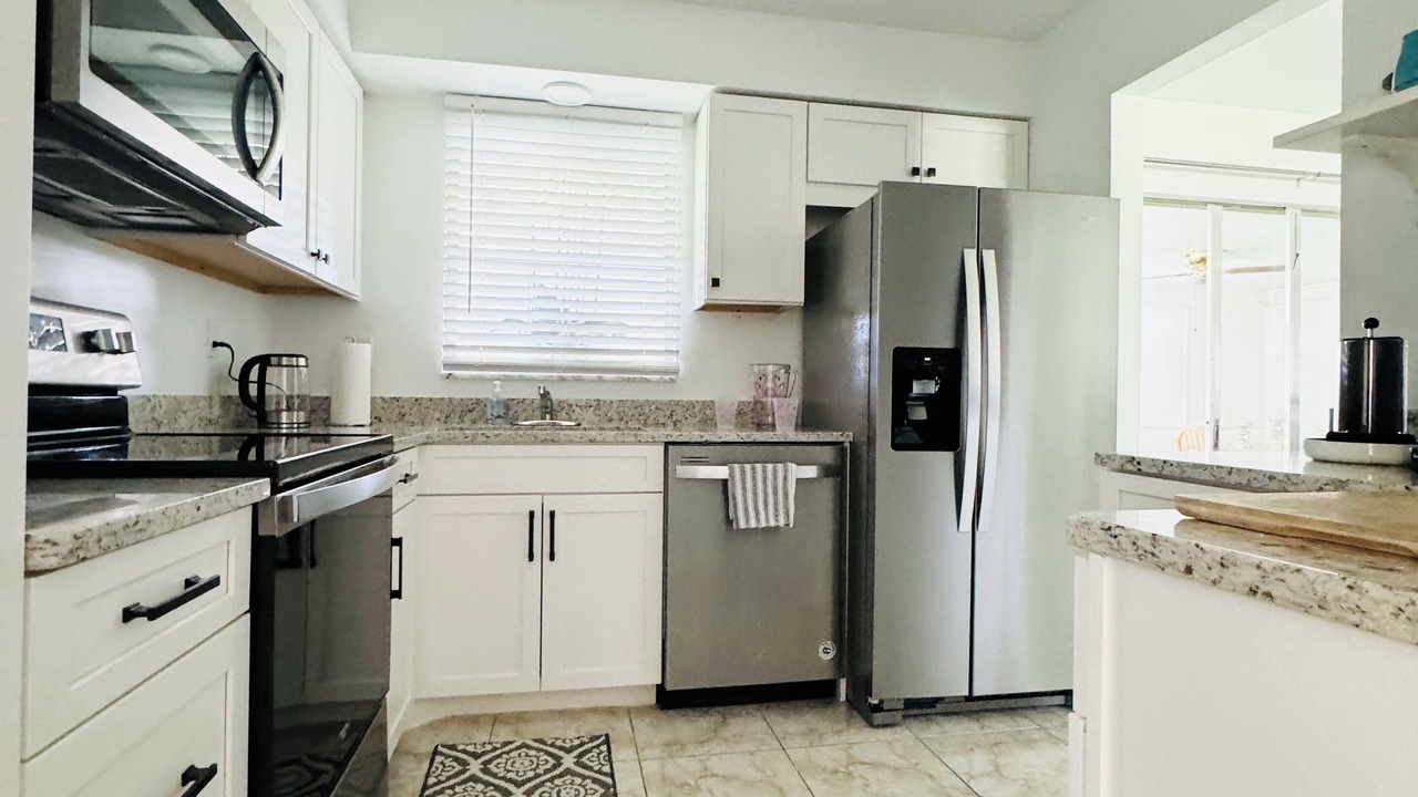 Photo of Kitchen in Yacht Club