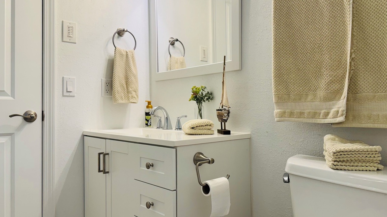 Photo of Bathroom in Yacht Club