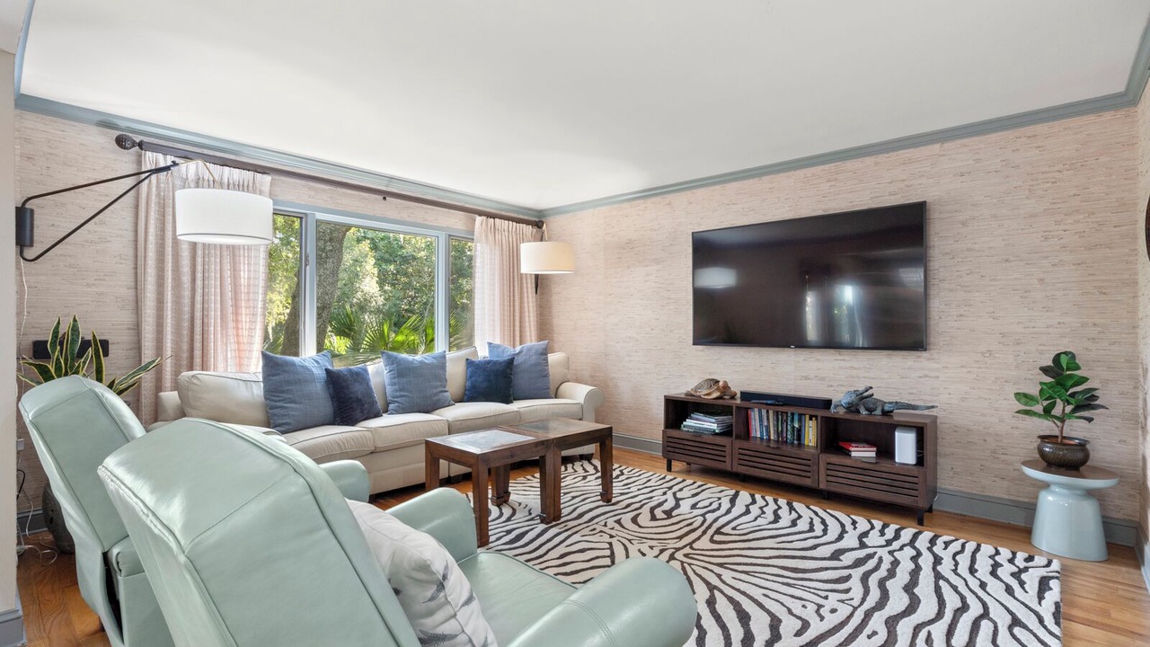 Photo of Livingroom in West Beach Village