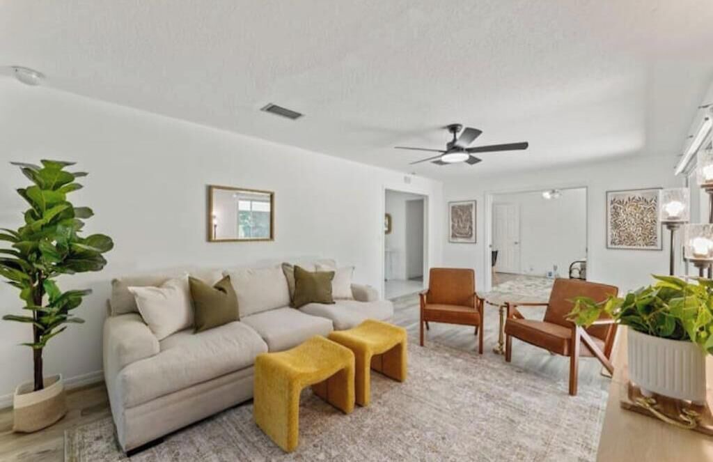 Photo of Livingroom in Arlington