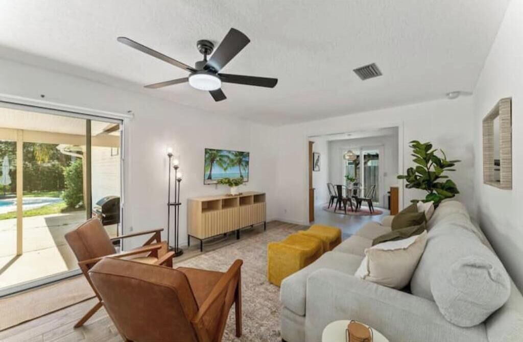 Photo of Livingroom in Arlington