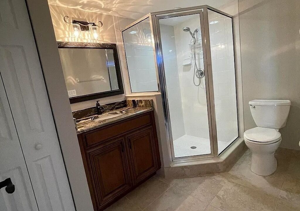 Photo of Bathroom in Port Orange