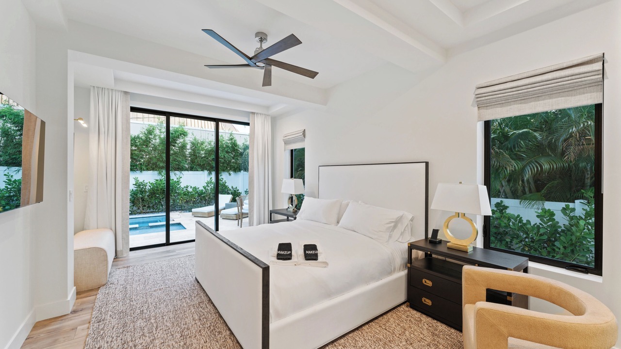 Photo of Bedroom in Old Northwood Historic District