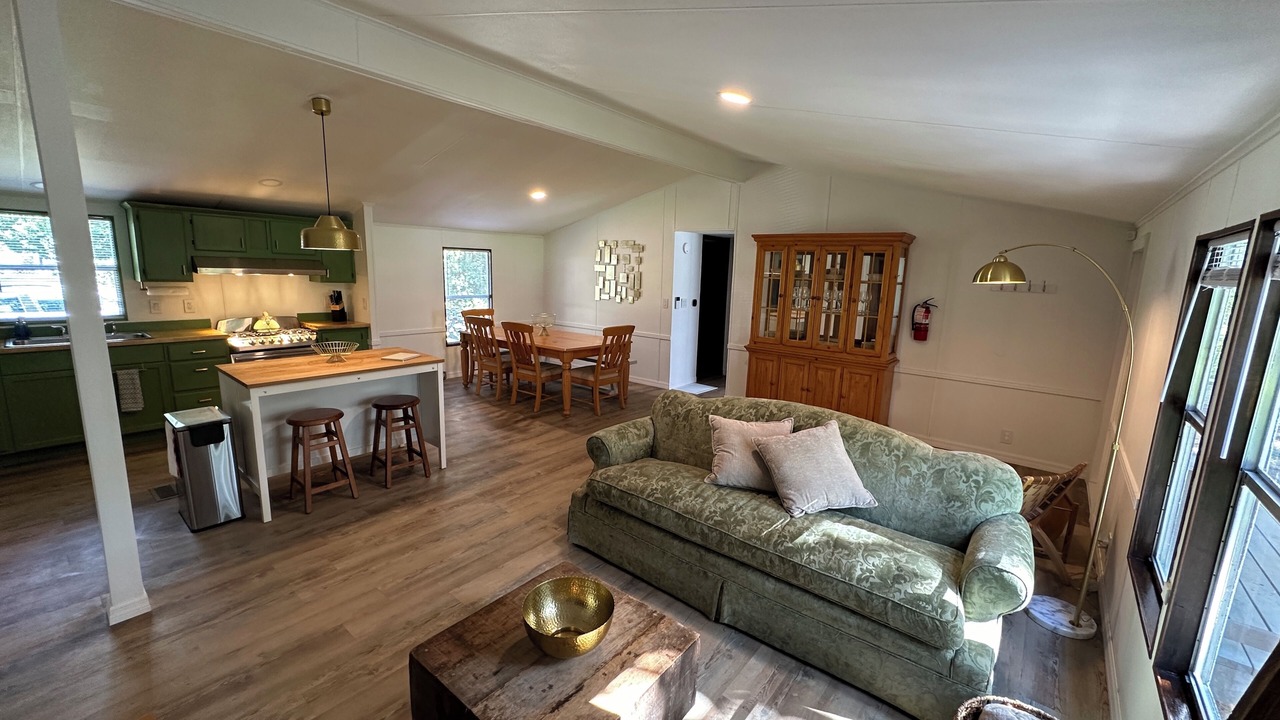 Photo of Livingroom in Silver Springs