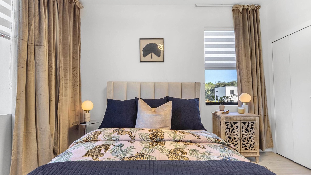 Photo of Bedroom in Pinecrest West Park