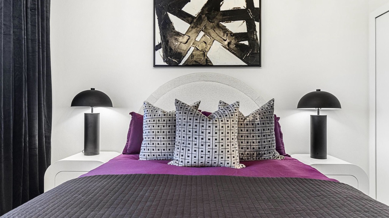Photo of Bedroom in Pinecrest West Park