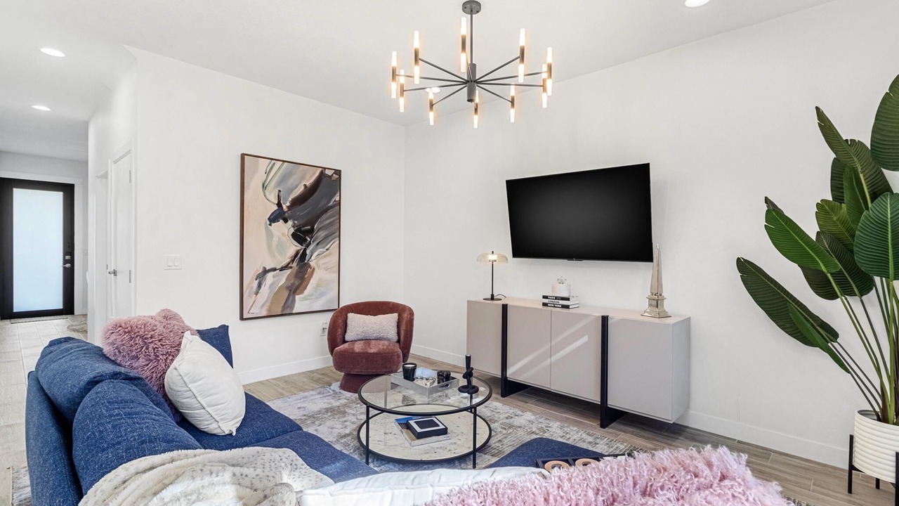Photo of Livingroom in Pinecrest West Park