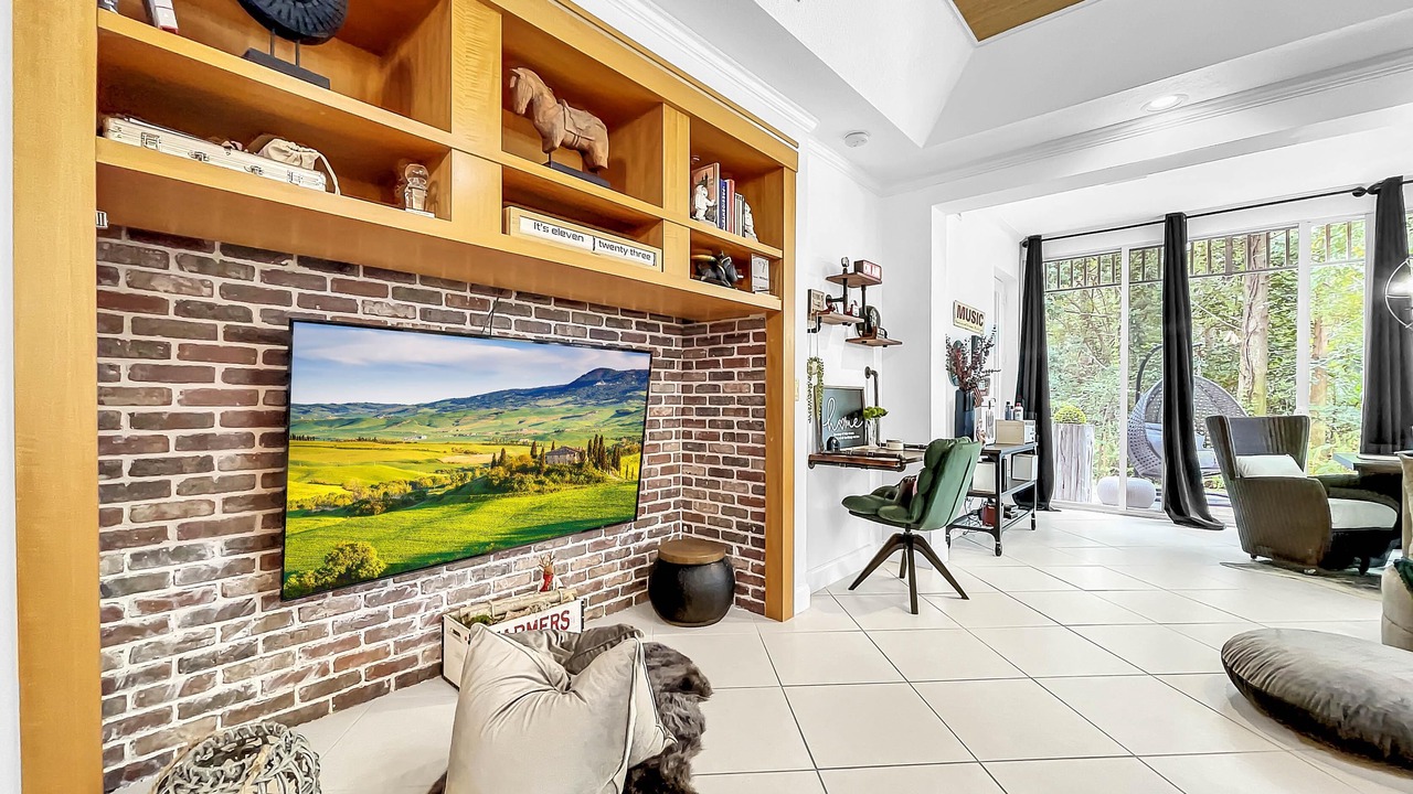Photo of Livingroom in Bayshore Gardens
