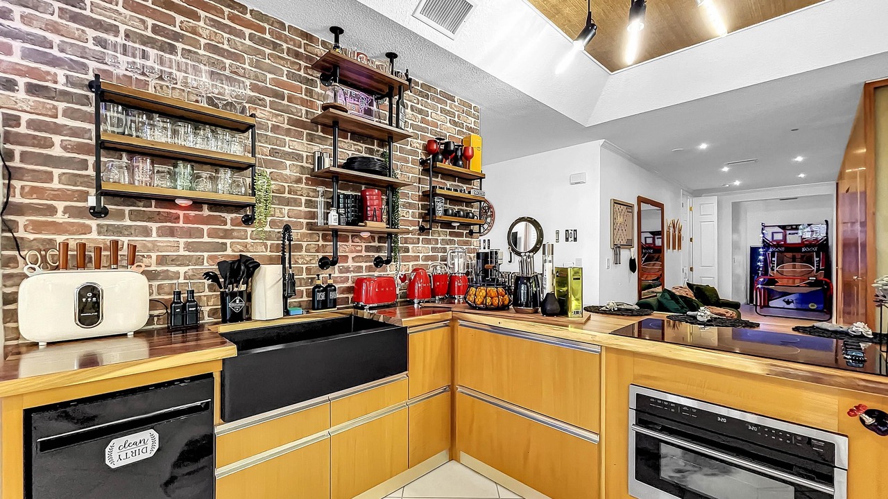 Photo of Kitchen in Bayshore Gardens