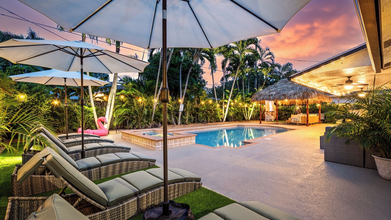 Photo of Outdoor in Tropic Palms
