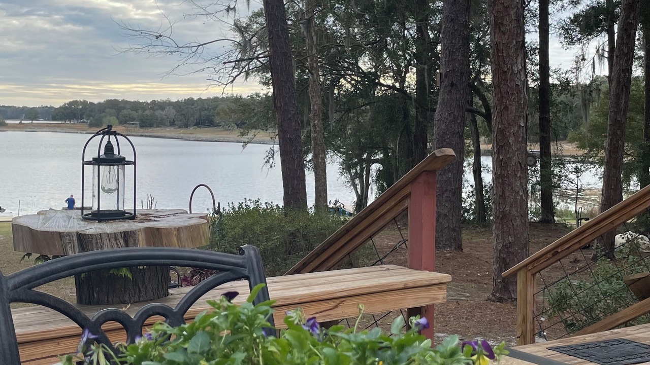 Photo of Patio Balcony in Putnam Hall