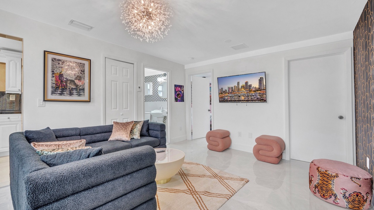 Photo of Livingroom in East Little Havana