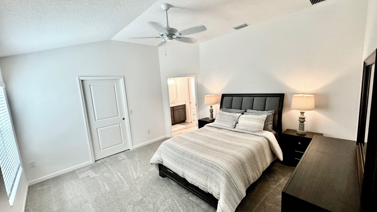 Photo of Bedroom in Okahumpka