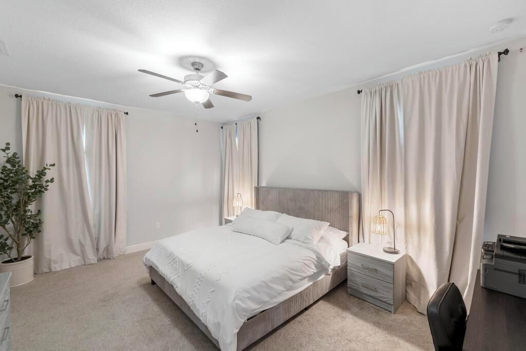Photo of Bedroom in Oakland Hills