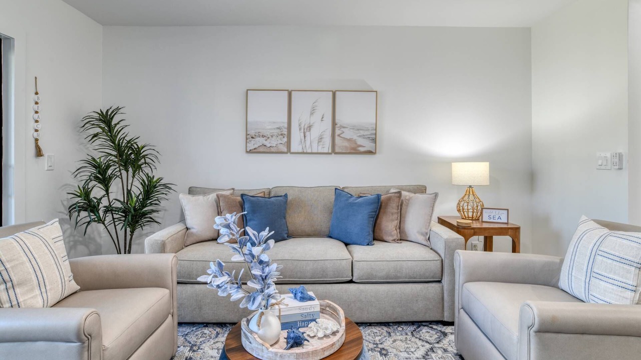 Photo of Bedroom in Surfcrest Village