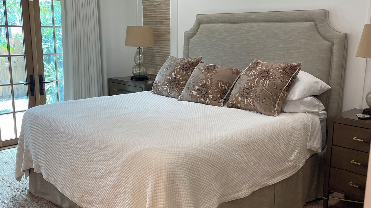 Photo of Bedroom in Historic Kenwood