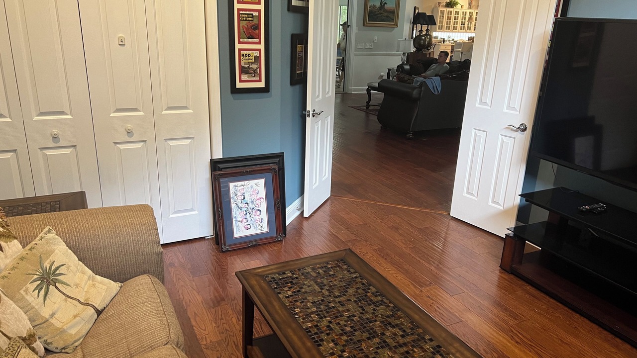 Photo of Livingroom in Belle Aire