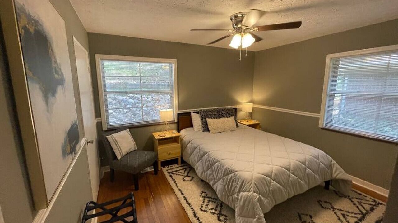 Photo of Bedroom in Knoxville
