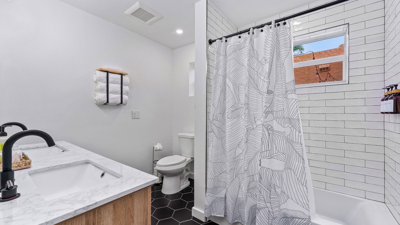 Photo of Bathroom in Parker Ridge