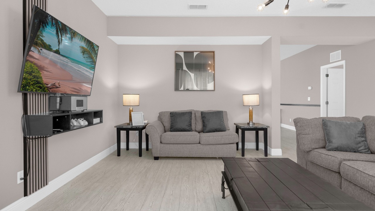 Photo of Livingroom in Legacy Park