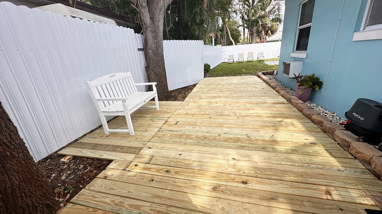 Photo of Patio Balcony in Lantana