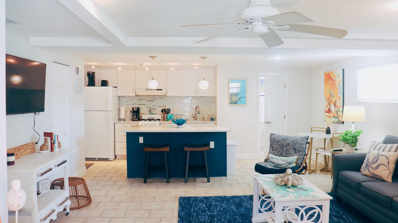 Photo of Livingroom in Horton Shores