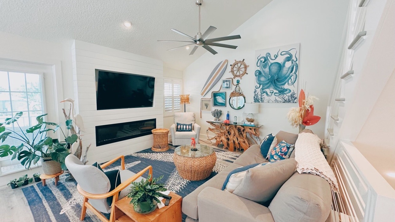 Photo of Livingroom in Horton Shores