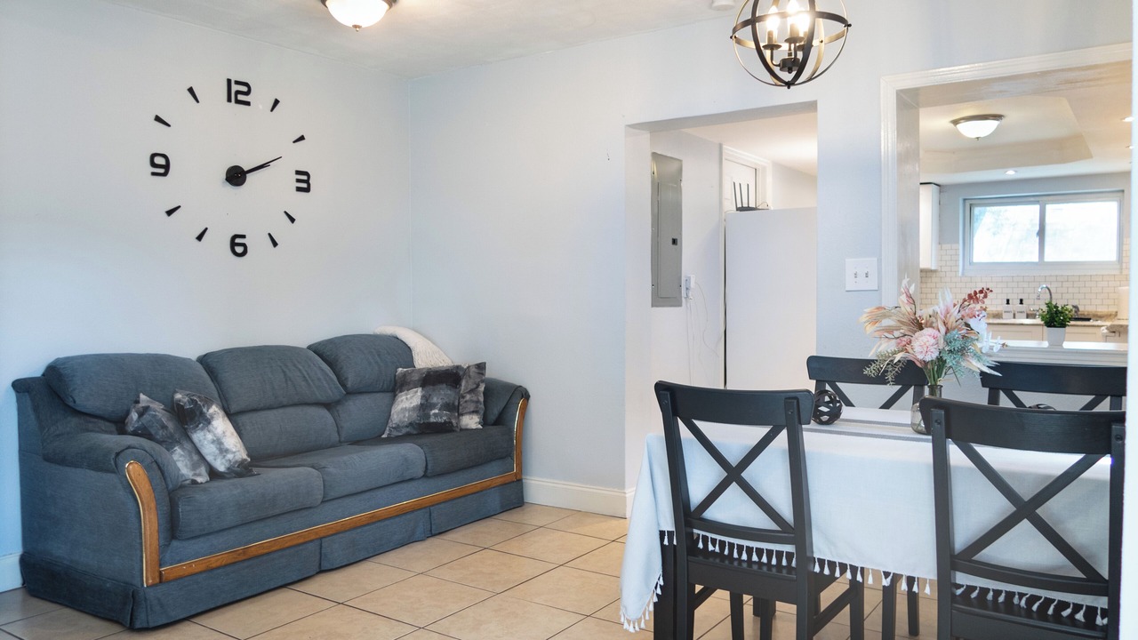 Photo of Livingroom in Sulphur Springs