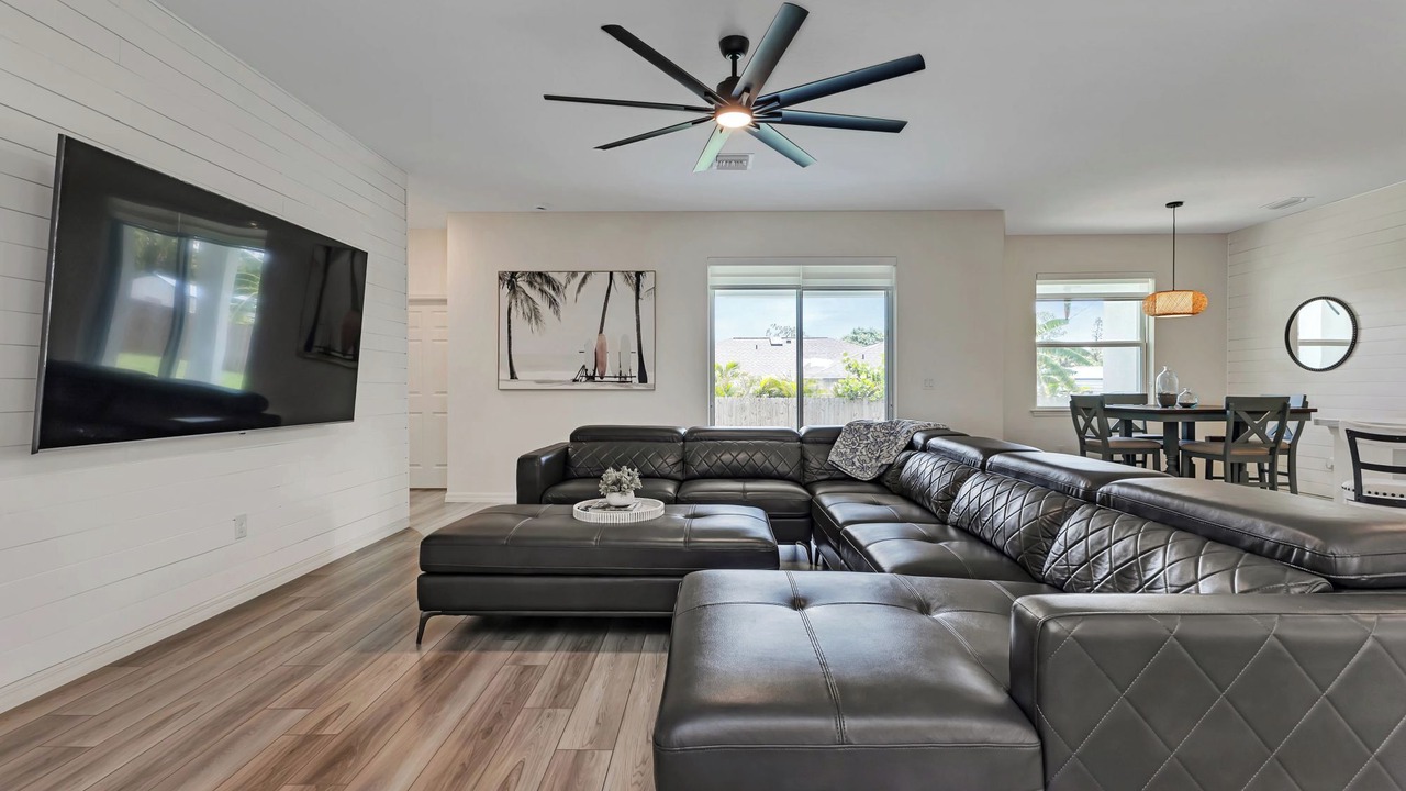 Photo of Livingroom in Port Charlotte