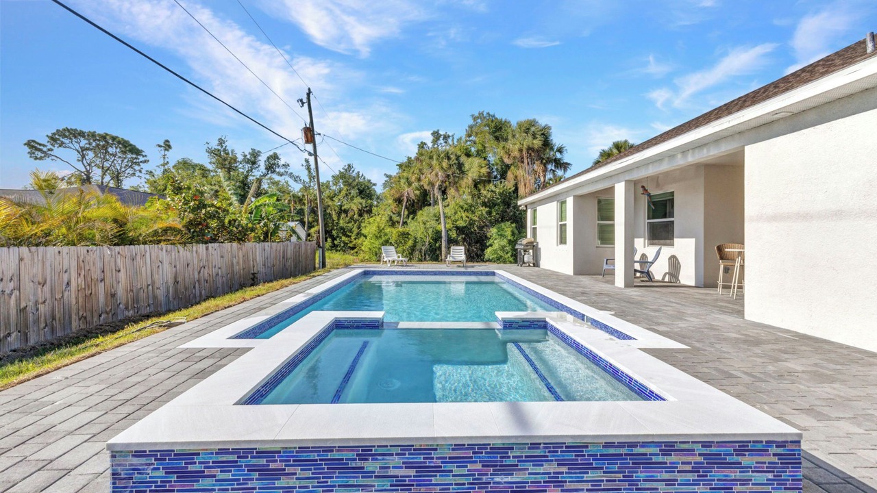 Photo of Outdoor in Port Charlotte