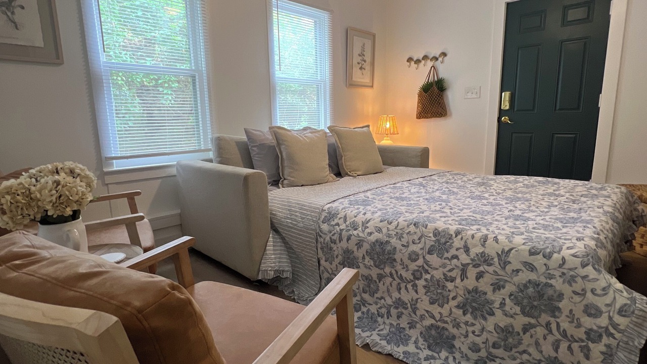 Photo of Bedroom in Kingston