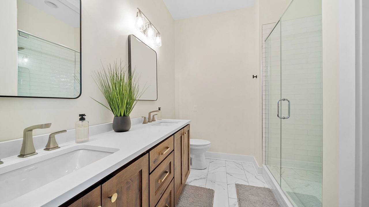 Photo of Bathroom in Downtown Knoxville