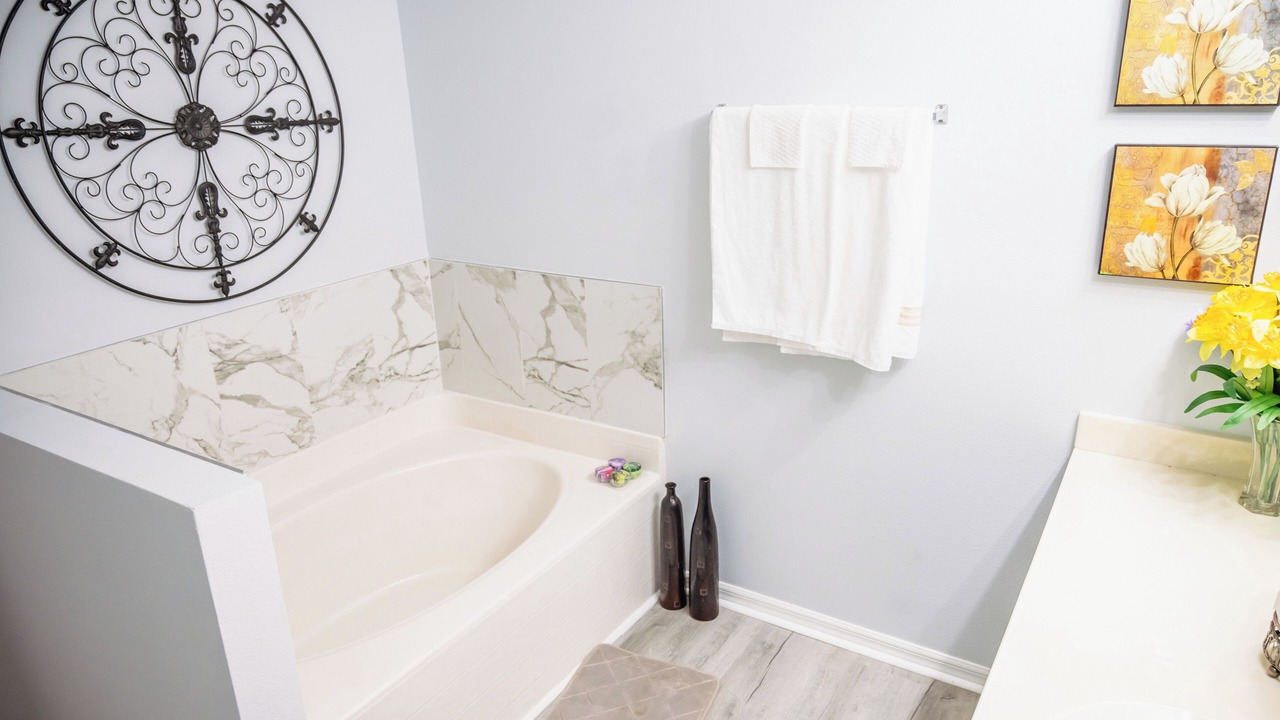 Photo of Bathroom in Biscayne