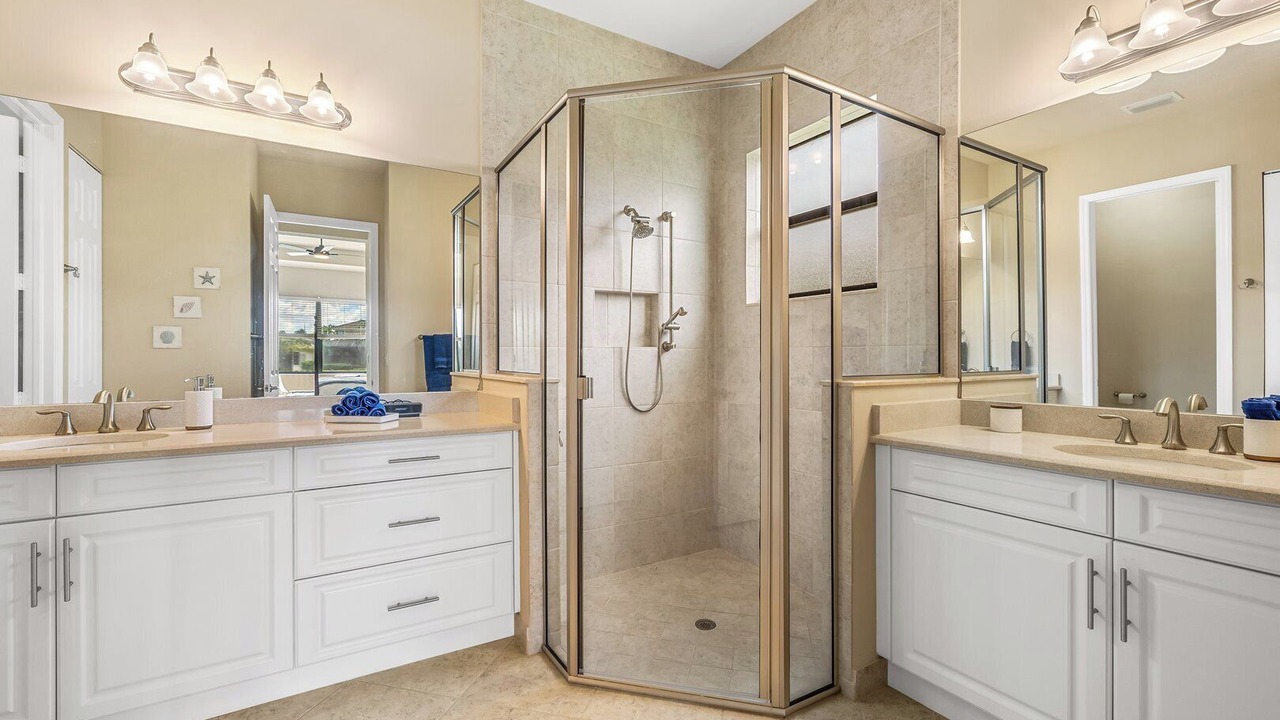 Photo of Bathroom in Arborwood