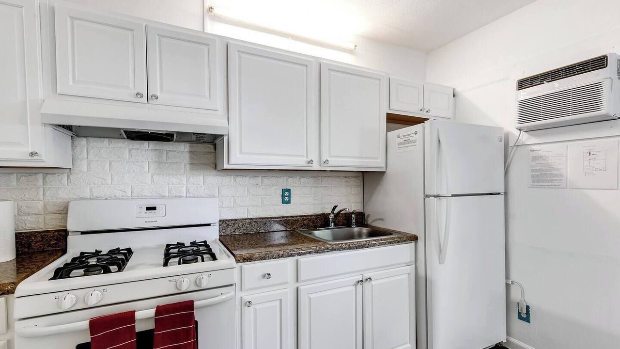 Photo of Kitchen in Royal Poinciana