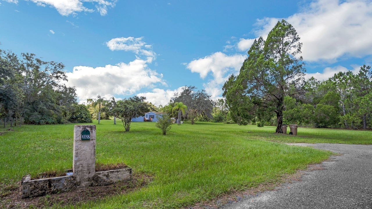 Photo of Others in Groveland