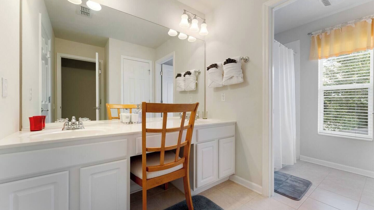 Photo of Bathroom in Windsor Hills