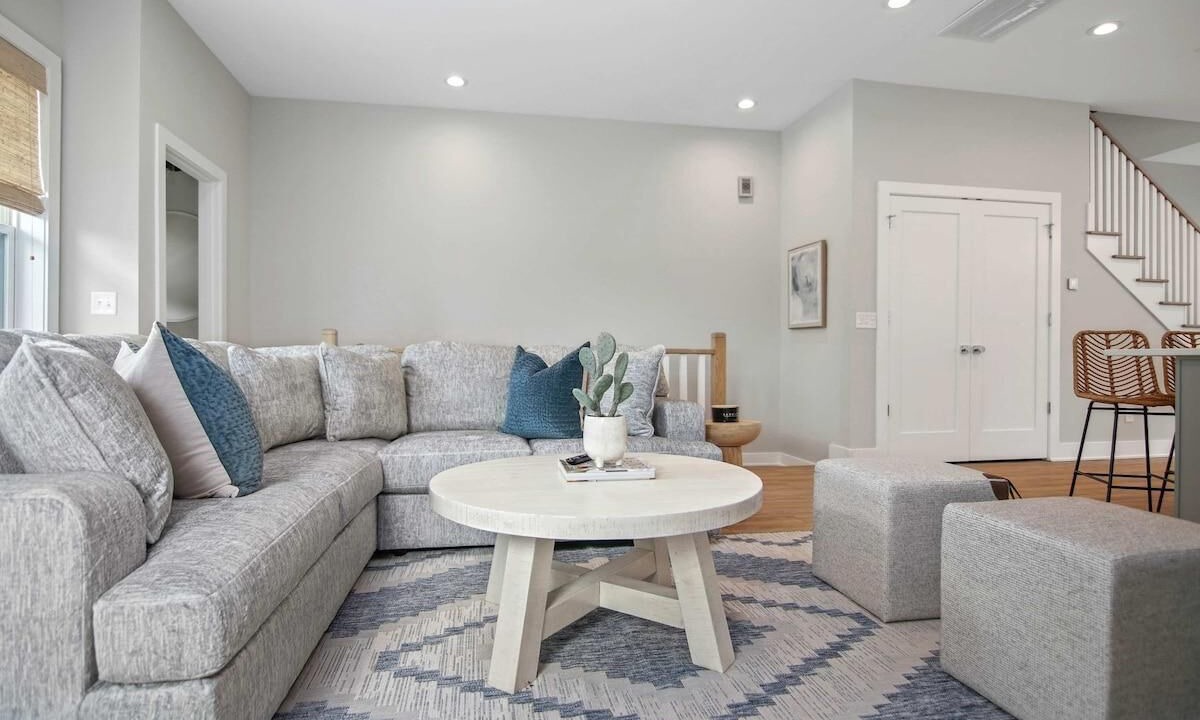 Photo of Livingroom in Mount Pleasant